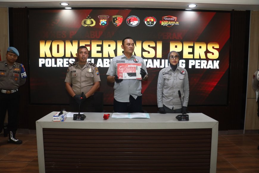 Polres Pelabuhan Tanjungperak Bongkar Jaringan Sabu, Kurir Gunakan Aplikasi Zangi Diamankan