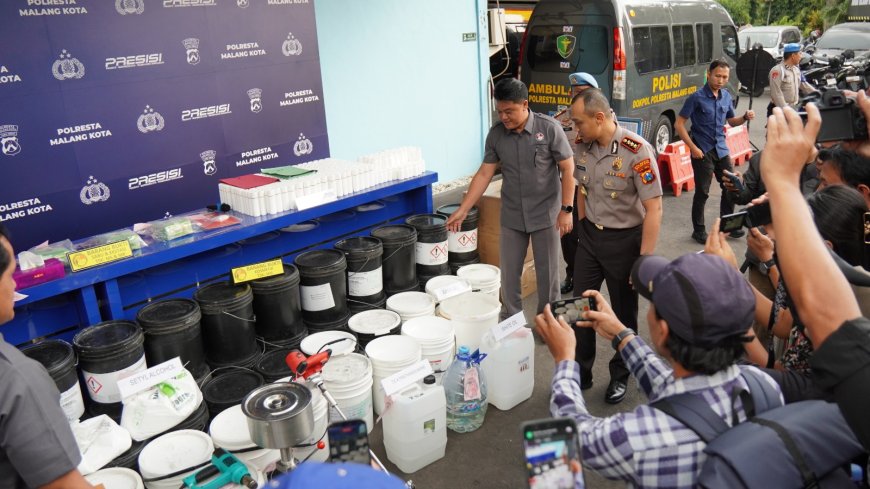 Polresta Malang Kota Bongkar Peredaran Kosmetik Ilegal Omzet Tembus Rp.100 Juta