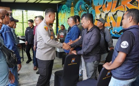 Kapolresta Malang Kota Ajak Media dan Suporter Jaga Kamtibmas, Dorong Aremania - Bonek Rawat Kedamaian Sepak Bola
