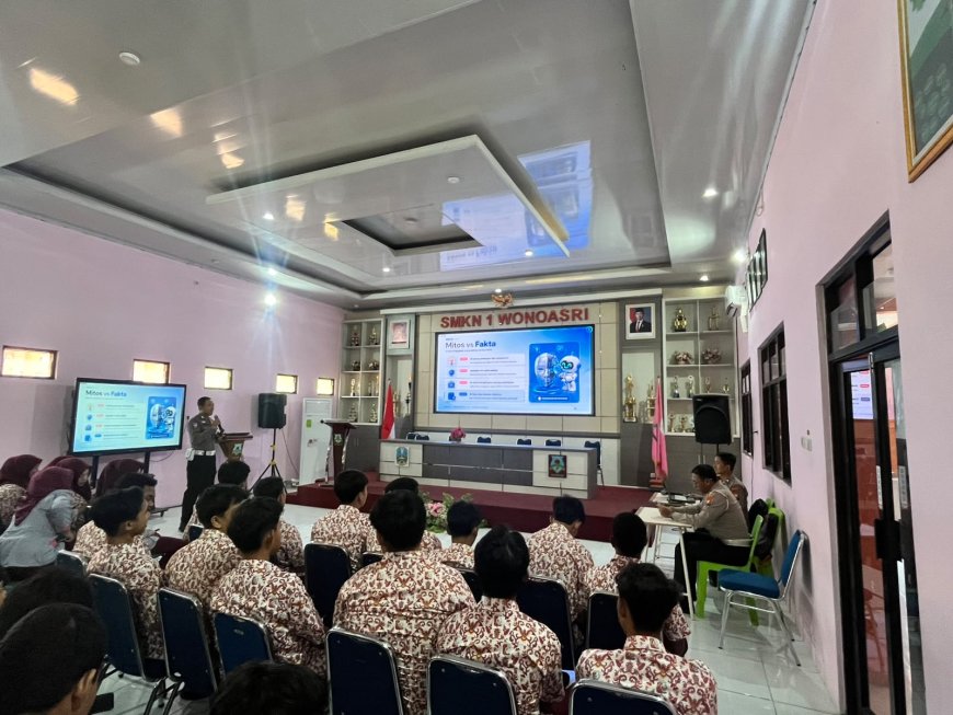 Bekali Generasi Muda, Polres Madiun Sosialisasikan Paham AI
